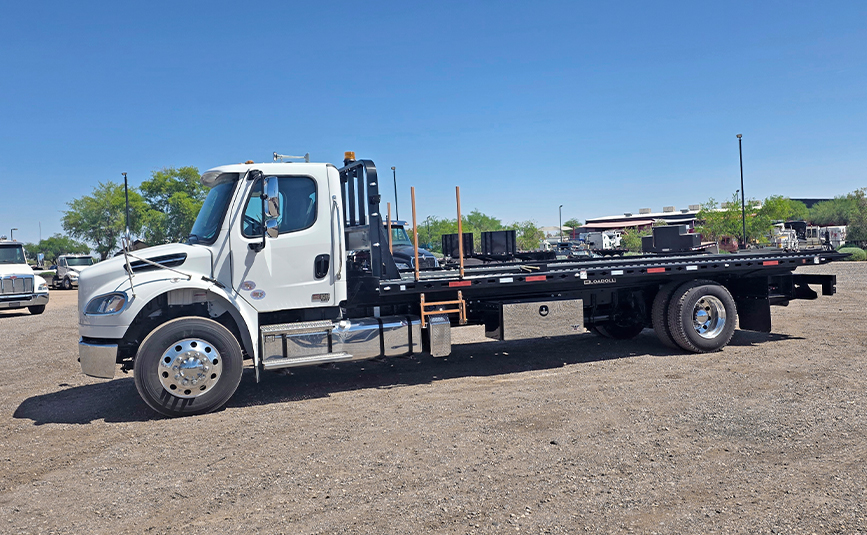 Freightliner Landoll Loadoll II rollback carrier - 05-1 - driver side