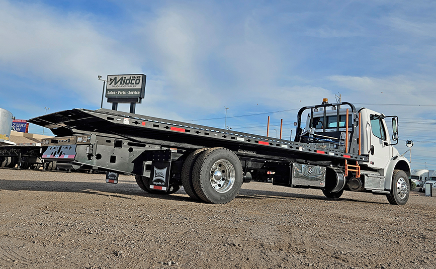 Freightliner Landoll Loadoll II rollback carrier - 07 - passenger side