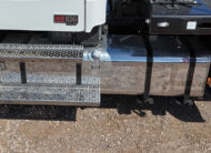 Freightliner Landoll Loadoll II rollback carrier - 11 - driver steps, fuel tank