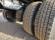Freightliner Landoll Loadoll II rollback carrier - 19 - tire tread