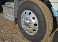 Freightliner Landoll Loadoll II rollback carrier - 21 - front tire wheel