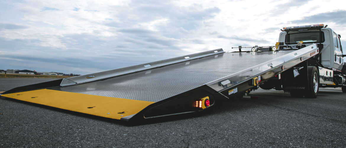 Jerr-Dan Dual-Angle Rollback Deck (Shark Design): What It Is & Why It Matters