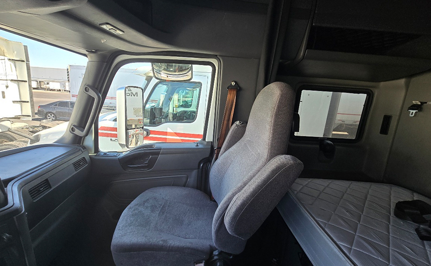 2020 International LT625 Sleeper Cab