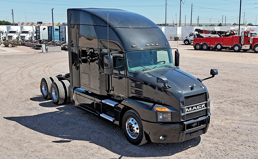 2022 Mack Anthem N62T Sleeper Cab