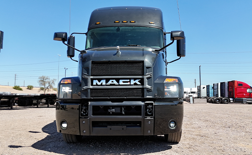 2022 Mack Anthem N62T Sleeper Cab