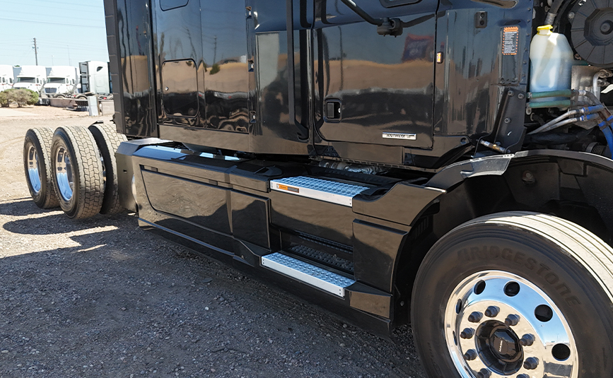 2022 Mack Anthem N62T Sleeper Cab