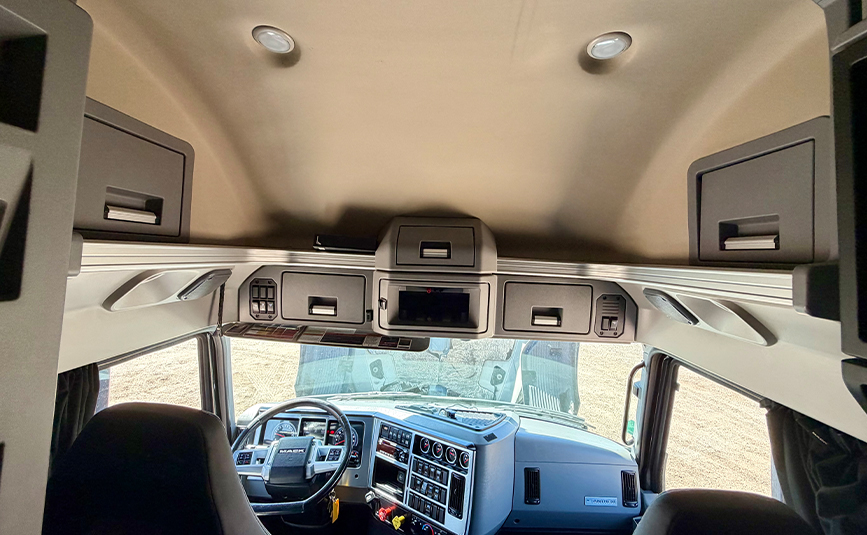 2022 Mack Anthem N62T Sleeper Cab