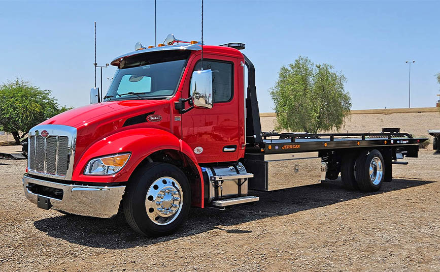 26,000 GVWR rollback tow truck