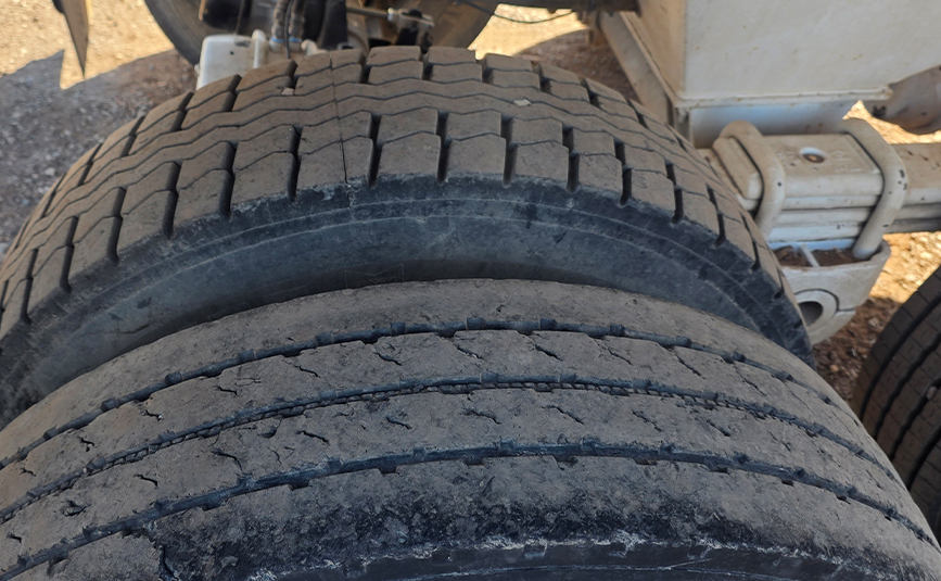2019 used cps high side demo end dump trailer - 12 - tires