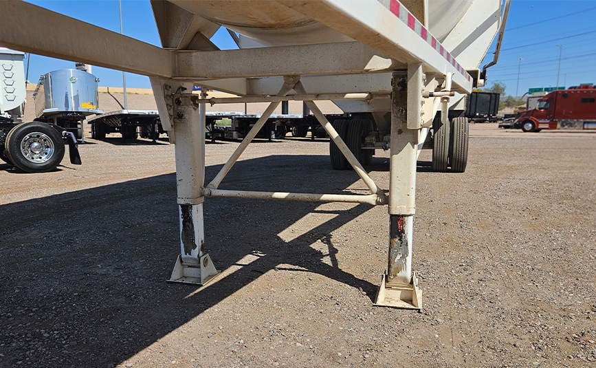 2019 used cps high side demo end dump trailer - 17 - landing gear legs