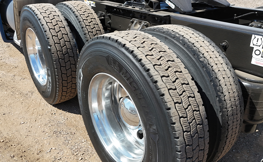 2022 Kenworth T680