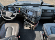 2023 Volvo VNL 860