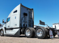 2023 Kenworth T680