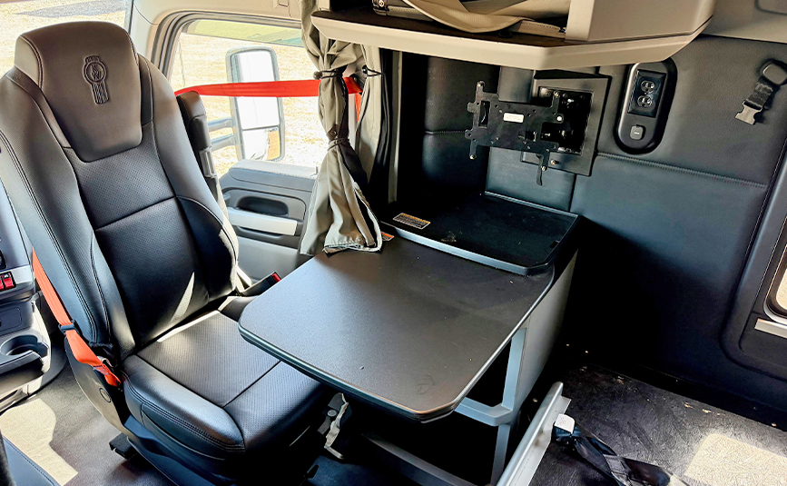 2023 Kenworth T680