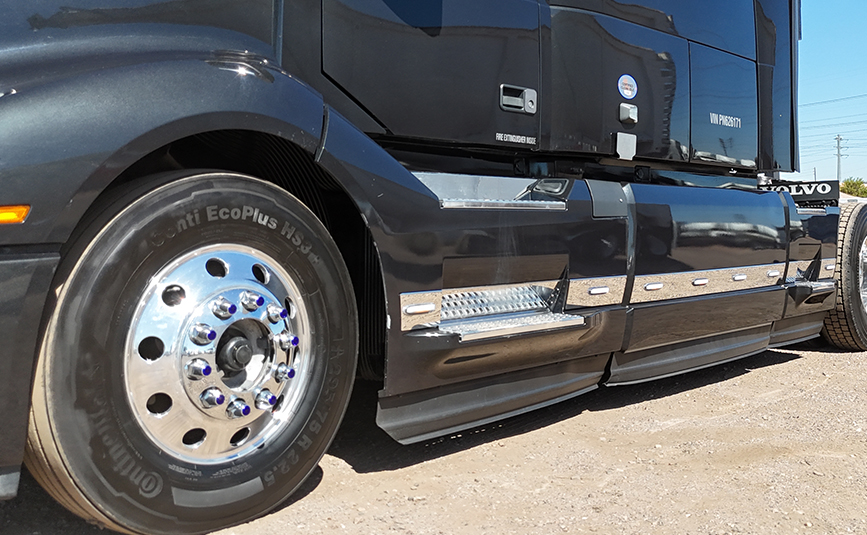 2023 volvo vnl860 globetrotter used sleeper cab - 08 - front tire wheel, side faring