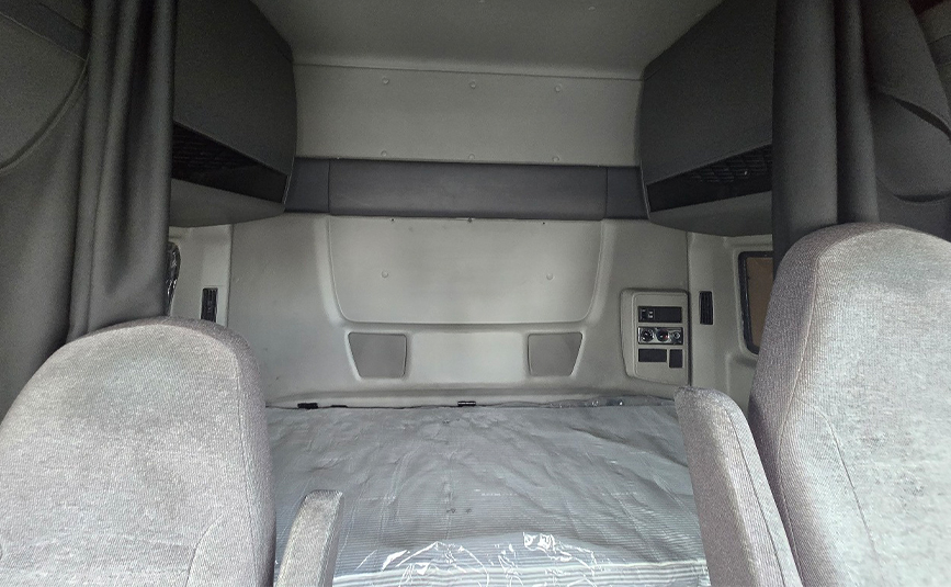 2020 International LT625