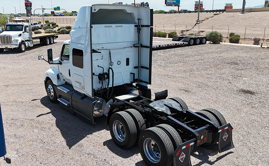 2021 International LT625