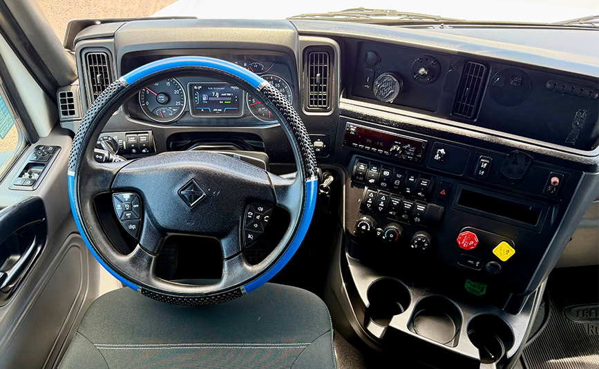 2021 International LT625