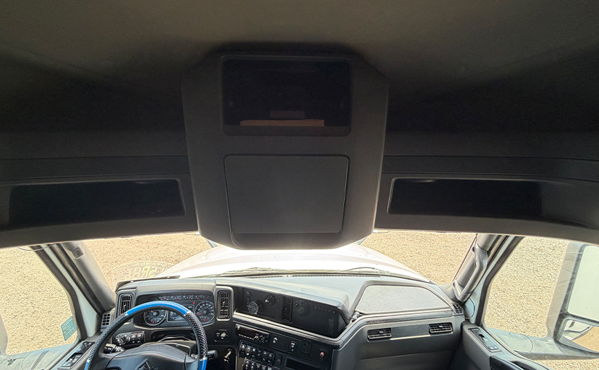 2021 International LT625