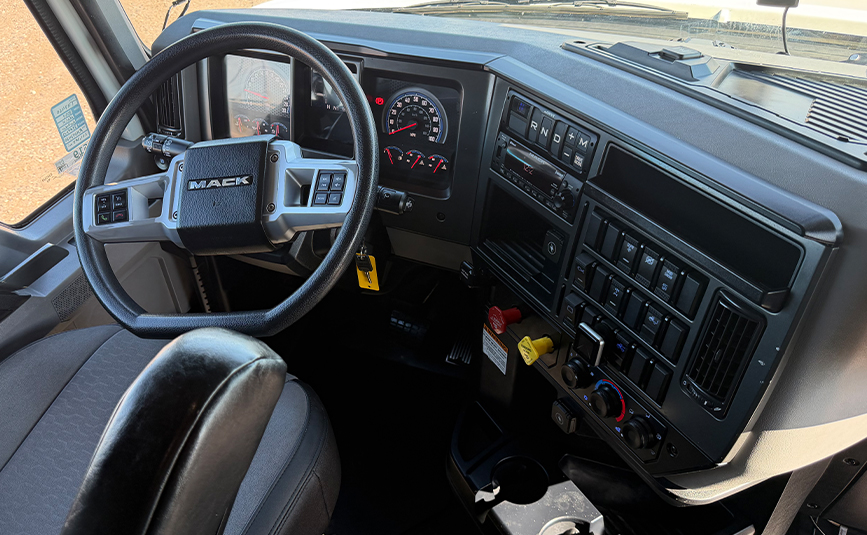 2024 Mack Anthem 64T