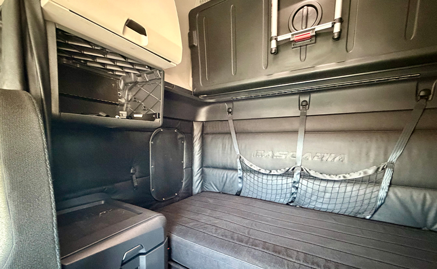 2025 Freightliner Cascadia