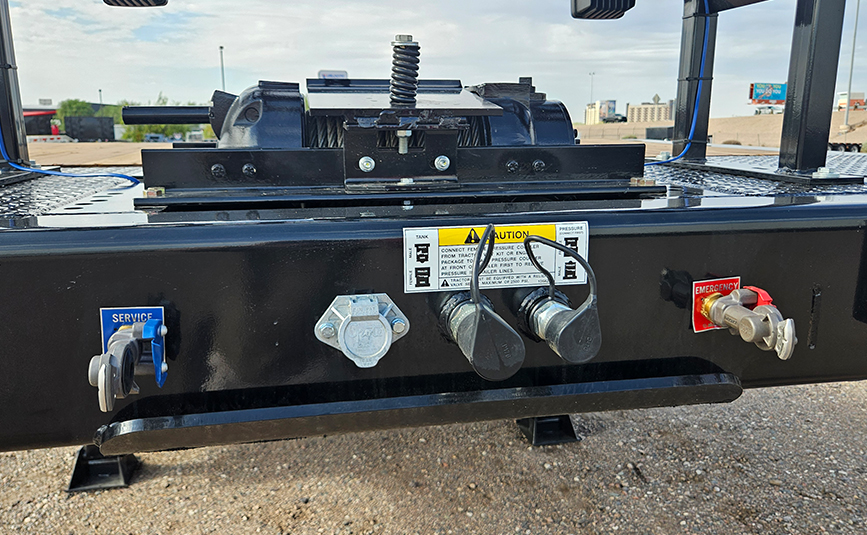 2027 landoll 930 51-15 black hydraulic tail trailer - 16 - gladhands