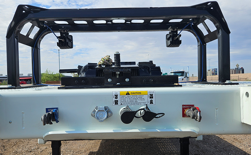 2027 landoll 930 traveling axle trailer white - 10 - winch