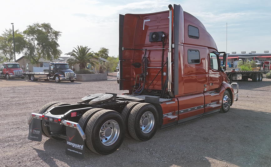2024 Volvo VNKL64T860