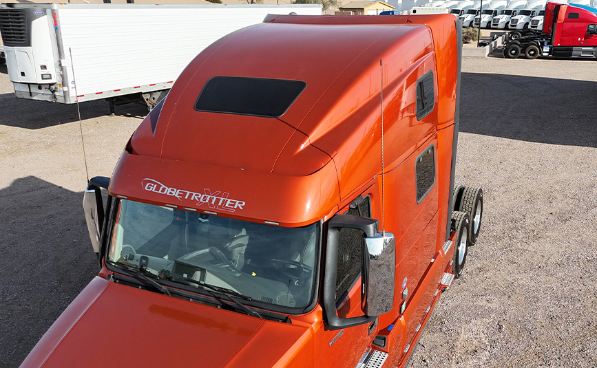 2024 Volvo VNKL64T860