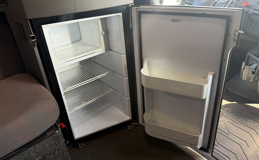 2024 Volvo VNKL64T860