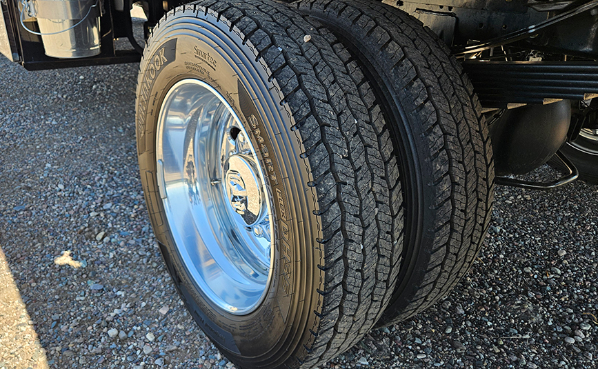 2026 Ram 5500 jerr-dan rollback tow truck - 15 - rear tires