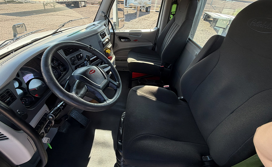 2021 Peterbilt 579