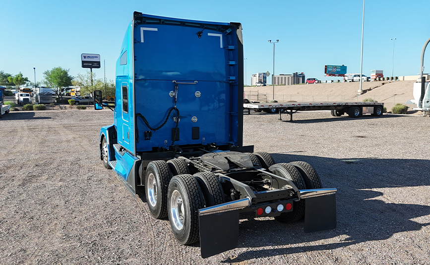 2023 Kenworth T680