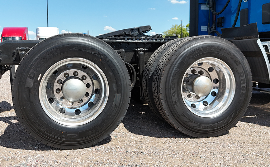 2023 Kenworth T680