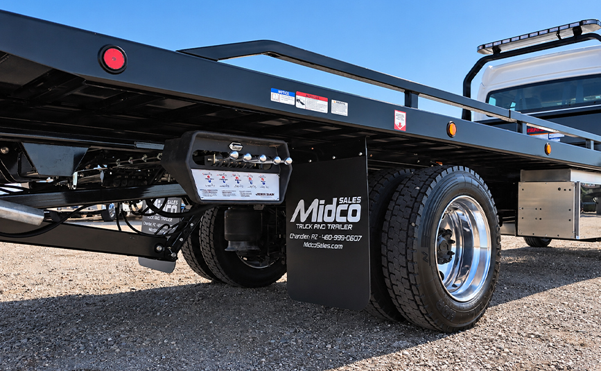 2027 freightliner m2 jerr-dan rollback tow truck - 11 - mudflaps, wheels ,tires