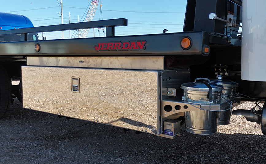 2027 freightliner m2 jerr-dan rollback tow truck - 13 - passenger side toolbox