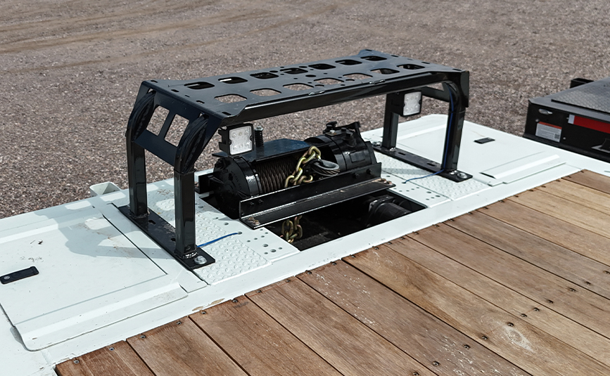 2027 landoll 440 50ca traveling axle trailer - 13 - winch