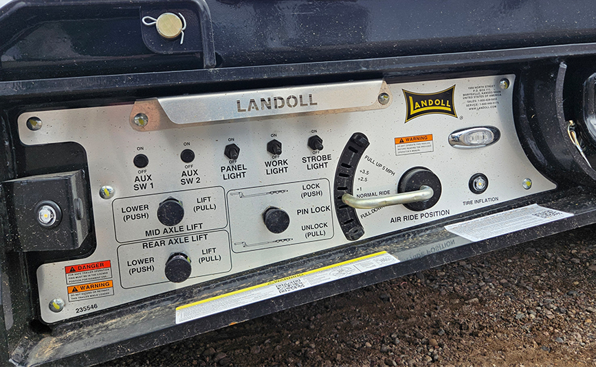 2027 Landoll 850XT Extendable Lowboy