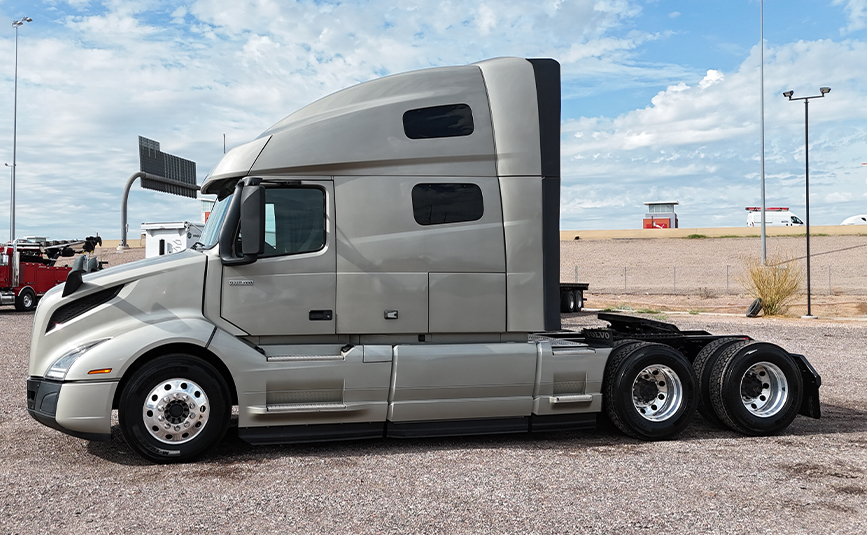 2023 Volvo VNL760