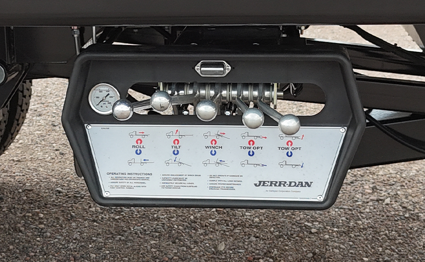 2027 freightliner m2 - jerr-dan rollback tow truck - 15 - hydraulic controls