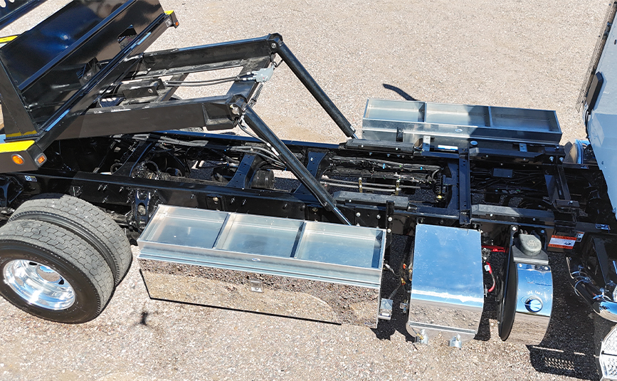 2027 peterbilt 567 jerr-dan industrial carrier tow truck - 17 - top trays